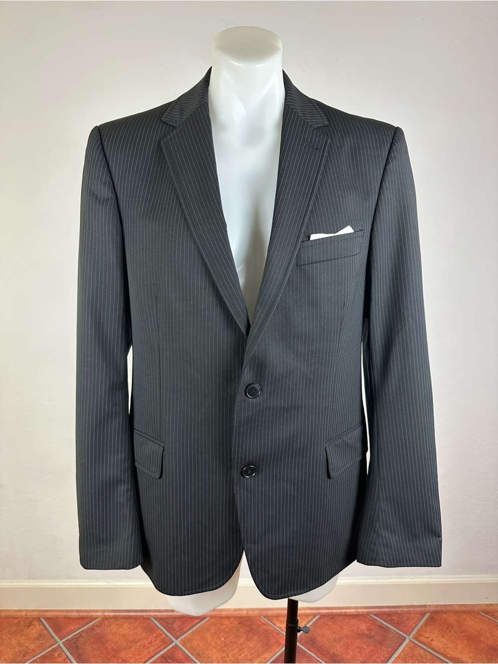 Drykorn for Beautiful People Men's Pinstripe Charcoal Sport Jacket - Picture 2 of 8
